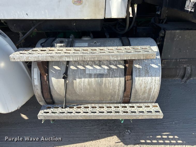 image for item DU0476 2001 Sterling flatbed truck