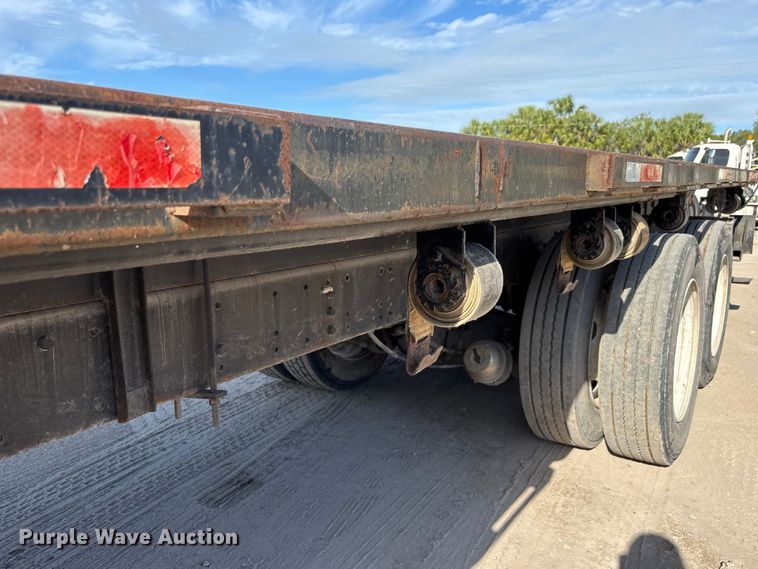 image for item DU0476 2001 Sterling flatbed truck