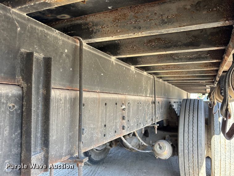 image for item DU0476 2001 Sterling flatbed truck