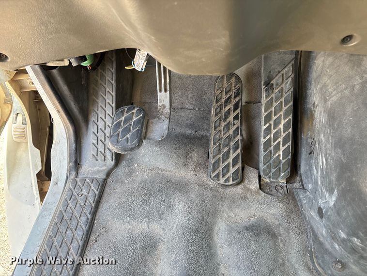 image for item DU0476 2001 Sterling flatbed truck