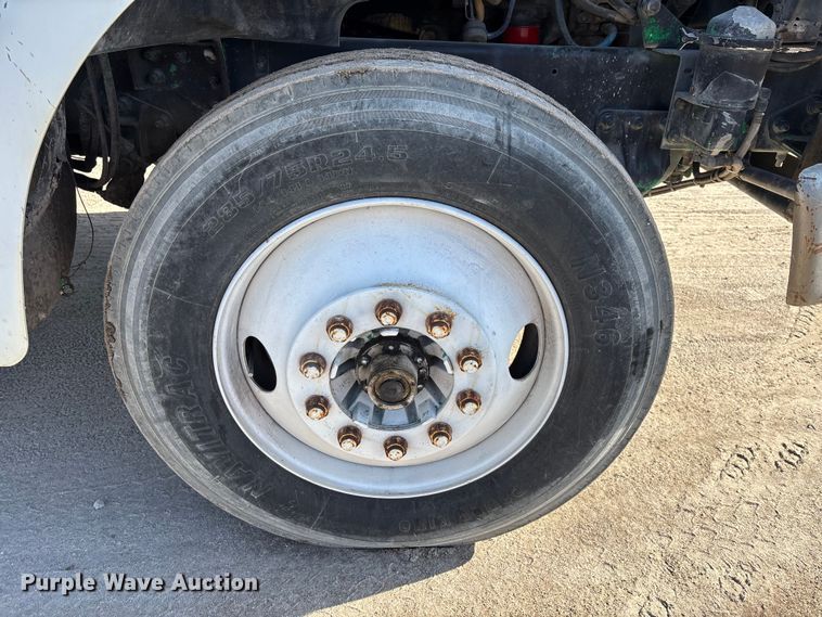 image for item DU0476 2001 Sterling flatbed truck