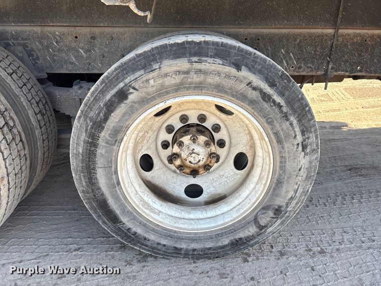 image for item DU0476 2001 Sterling flatbed truck