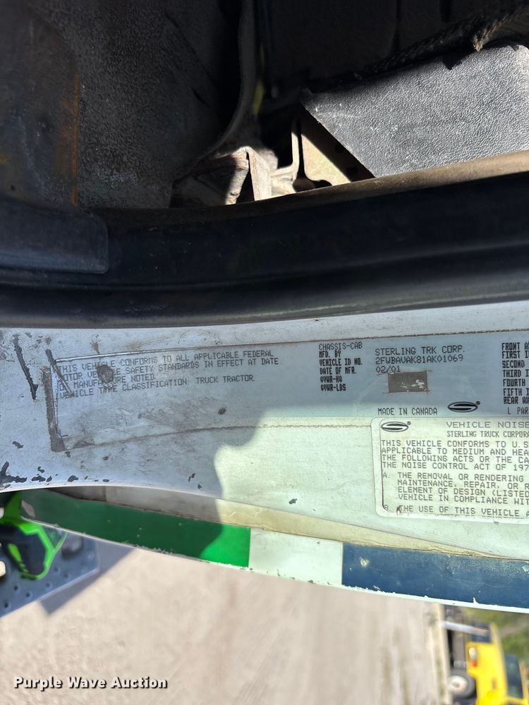 image for item DU0476 2001 Sterling flatbed truck