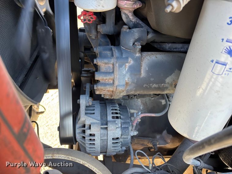 image for item DU0477 2000 Mack CH613 semi truck