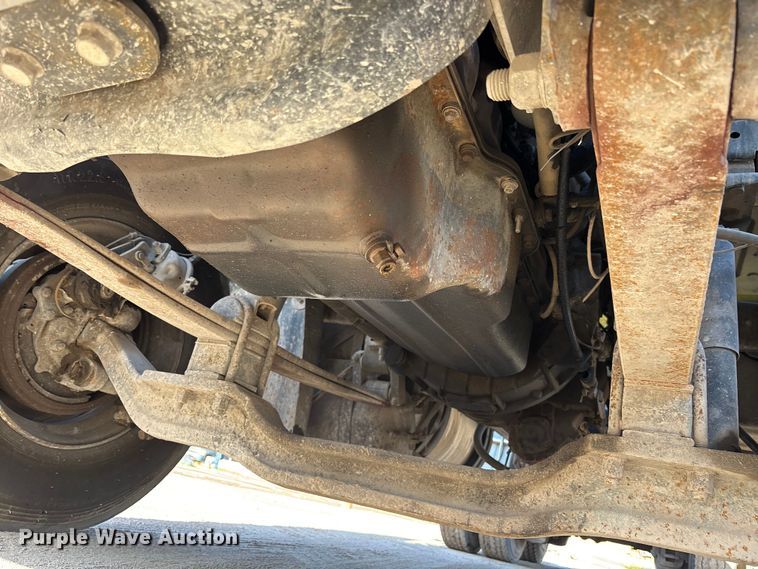 image for item DU0477 2000 Mack CH613 semi truck