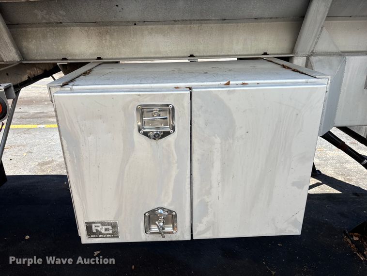 image for item DU0487 1983 Walker stainless tank trailer