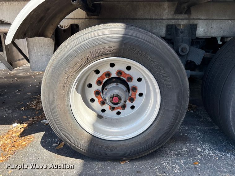 image for item DU0487 1983 Walker stainless tank trailer