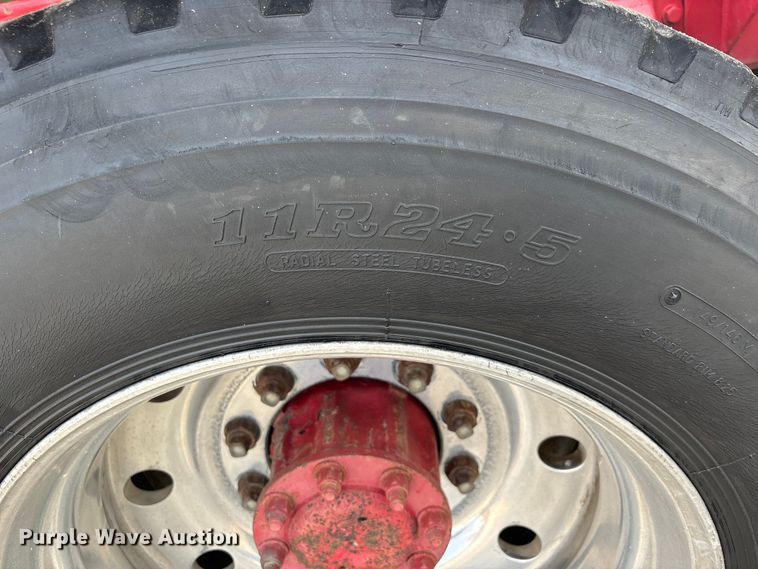 image for item DV4257 1991 Peterbilt 379 semi truck