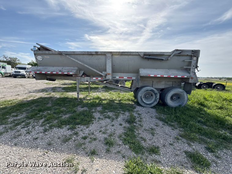 image for item DZ4441 2008 Construction Trailer Specialist end dump trailer
