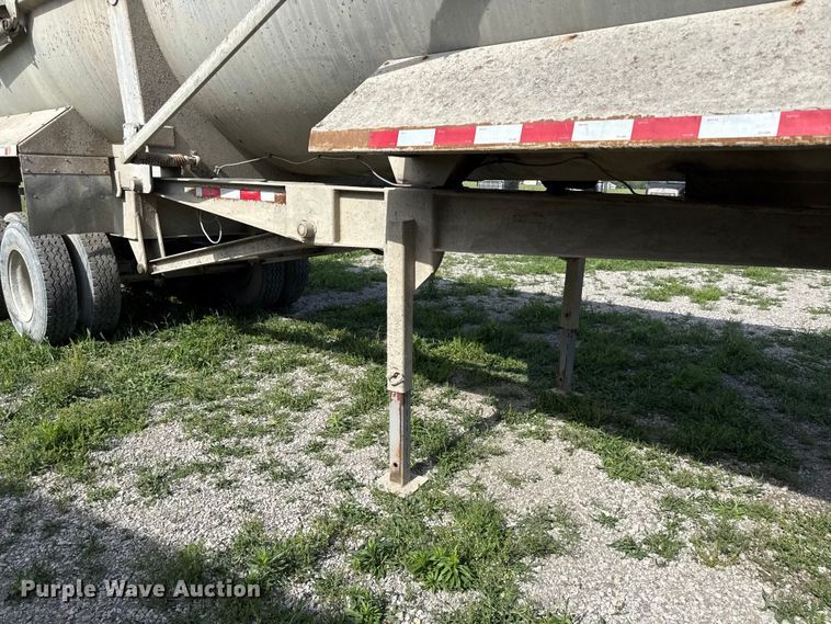 image for item DZ4441 2008 Construction Trailer Specialist end dump trailer
