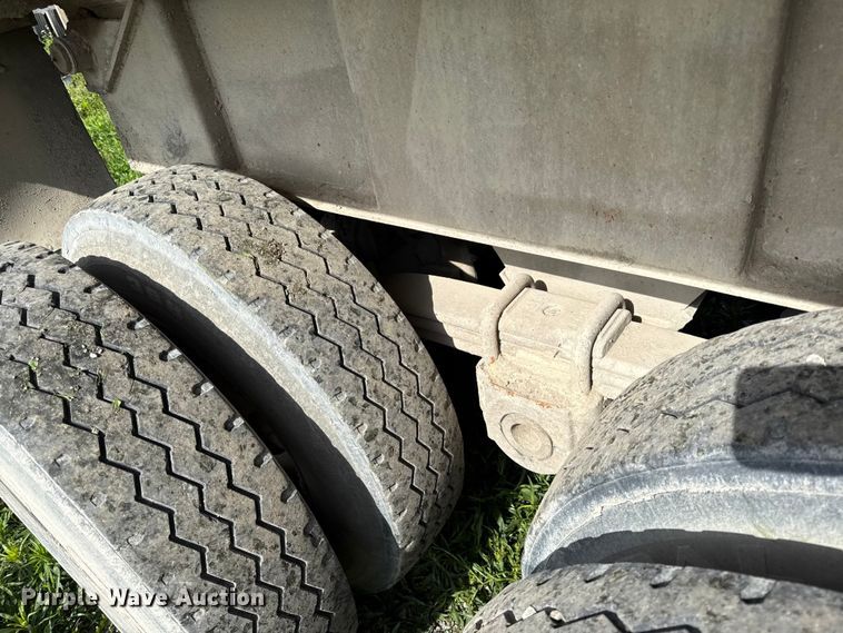 image for item DZ4441 2008 Construction Trailer Specialist end dump trailer