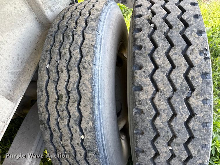 image for item DZ4441 2008 Construction Trailer Specialist end dump trailer