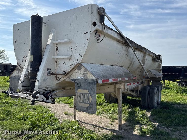 image for item DZ4442 2006 Construction Trailer Specialist end dump trailer