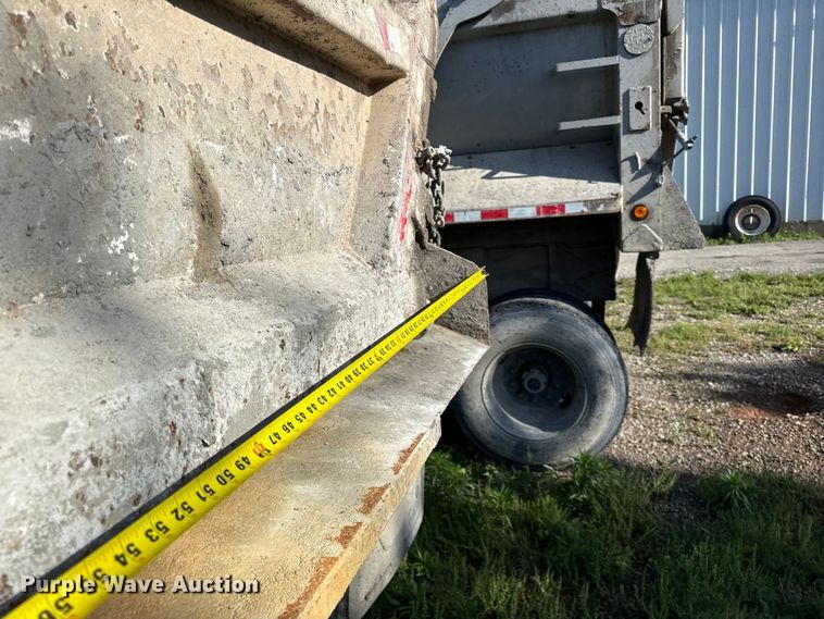 image for item DZ4442 2006 Construction Trailer Specialist end dump trailer