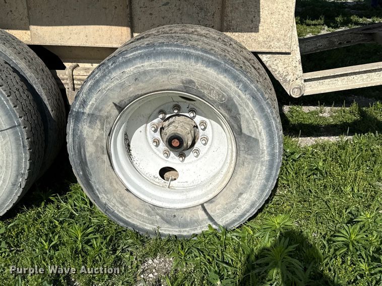 image for item DZ4442 2006 Construction Trailer Specialist end dump trailer