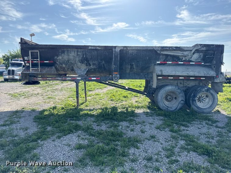 image for item DZ4443 2005 ITM end dump trailer