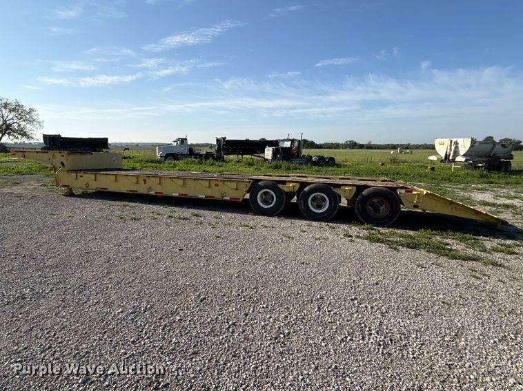 image for item DZ4444 1975 Transcraft drop deck equipment trailer