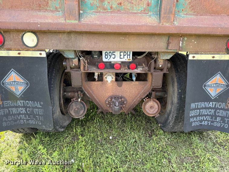 image for item DZ4447 1983 Ford L9000 dump truck