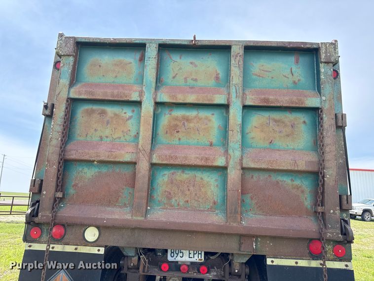 image for item DZ4447 1983 Ford L9000 dump truck