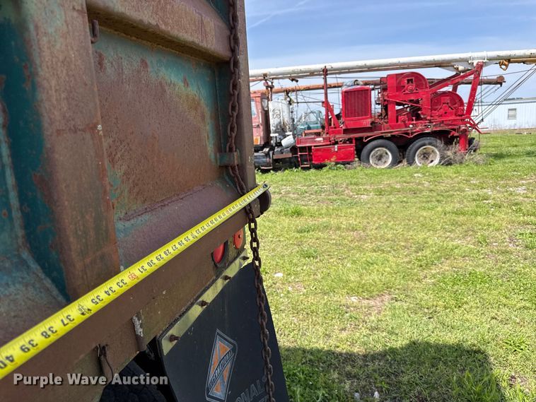 image for item DZ4447 1983 Ford L9000 dump truck