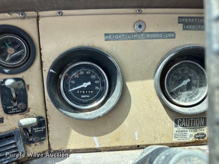 image for item DZ4447 1983 Ford L9000 dump truck