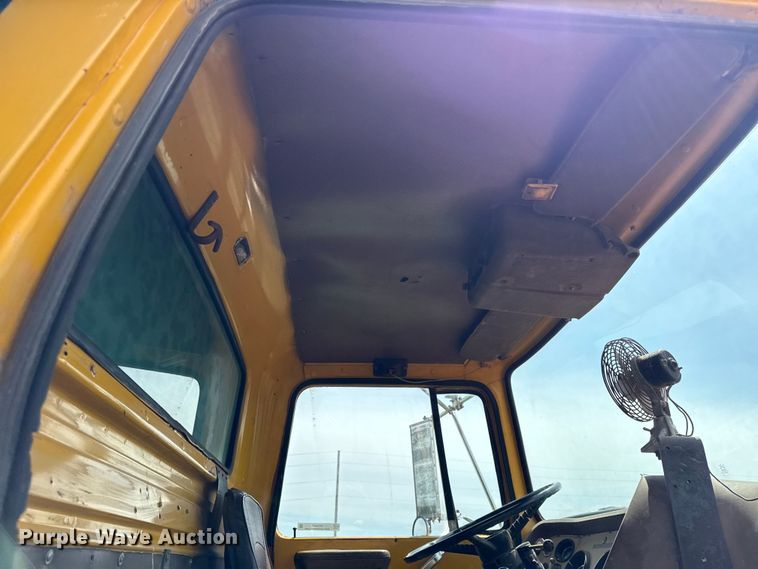 image for item DZ4447 1983 Ford L9000 dump truck