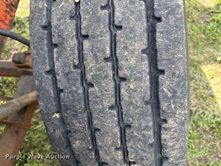 image for item DZ4447 1983 Ford L9000 dump truck