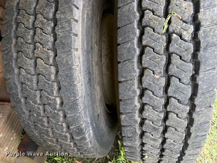image for item DZ4447 1983 Ford L9000 dump truck