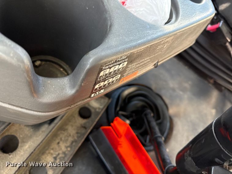image for item DZ4455 2016 International ProStar Plus semi truck
