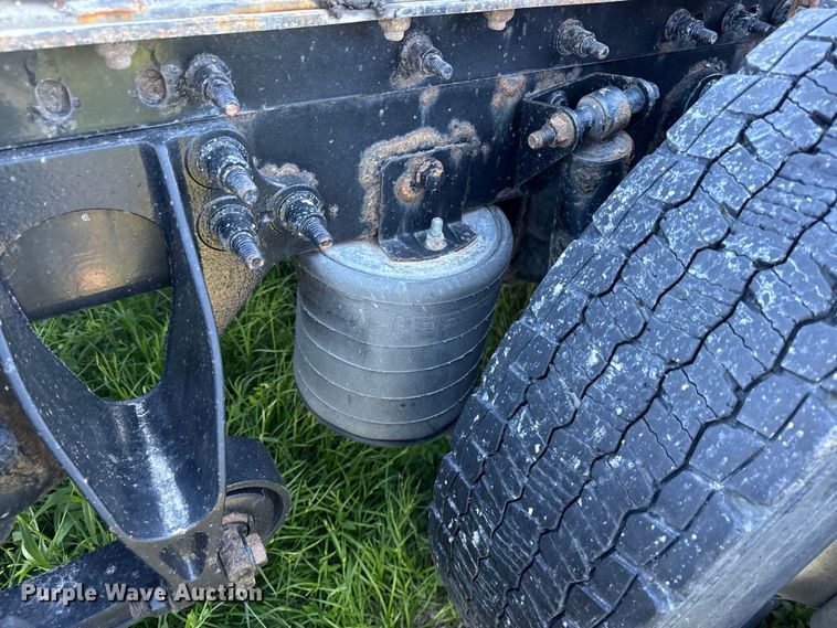 image for item DZ4455 2016 International ProStar Plus semi truck