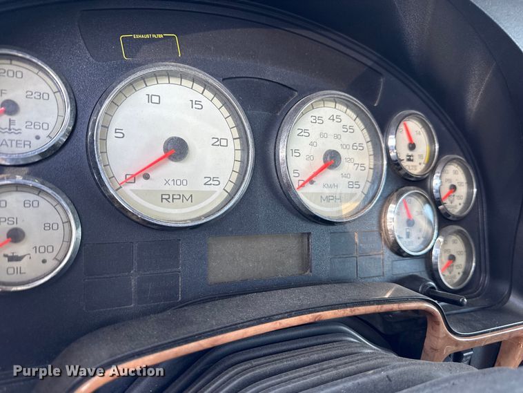 image for item DZ4456 2016 International ProStar Plus semi truck