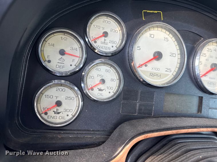image for item DZ4456 2016 International ProStar Plus semi truck