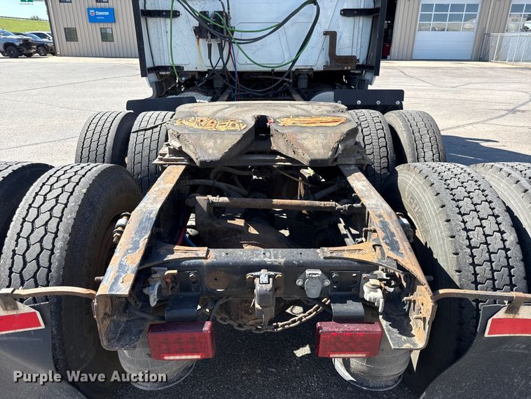 image for item DZ4457 2016 International ProStar Plus semi truck