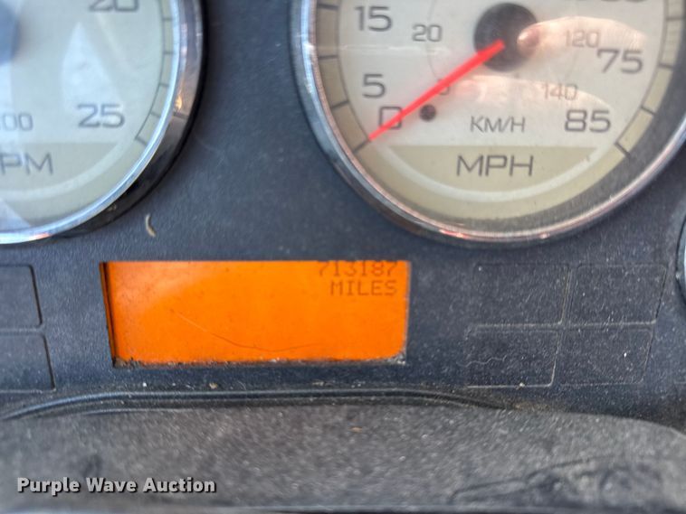 image for item DZ4457 2016 International ProStar Plus semi truck