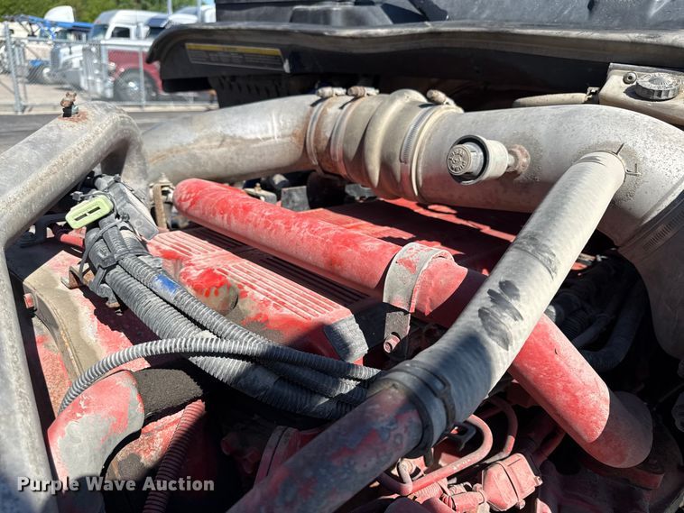image for item DZ4457 2016 International ProStar Plus semi truck