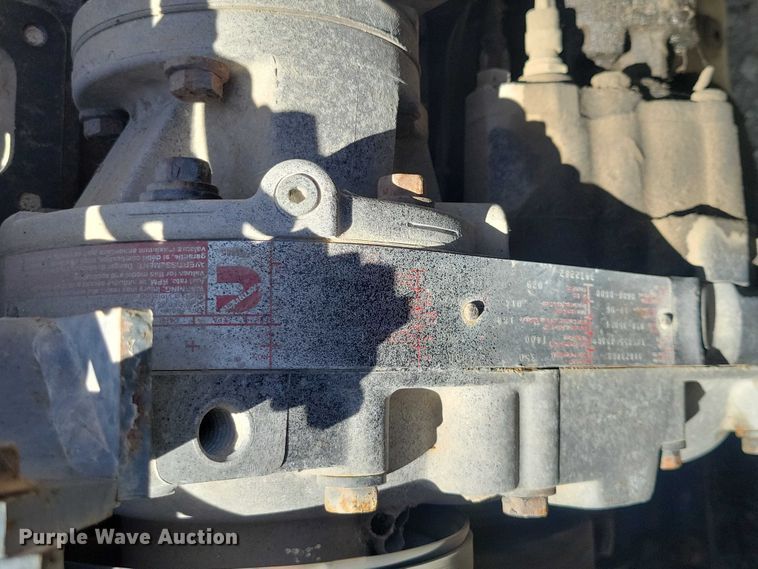 image for item DZ7059 1998 Vovlo semi truck