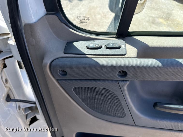 image for item EA4840 2015 Freightliner Cascadia semi truck