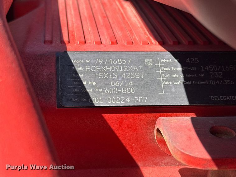 image for item EA4840 2015 Freightliner Cascadia semi truck