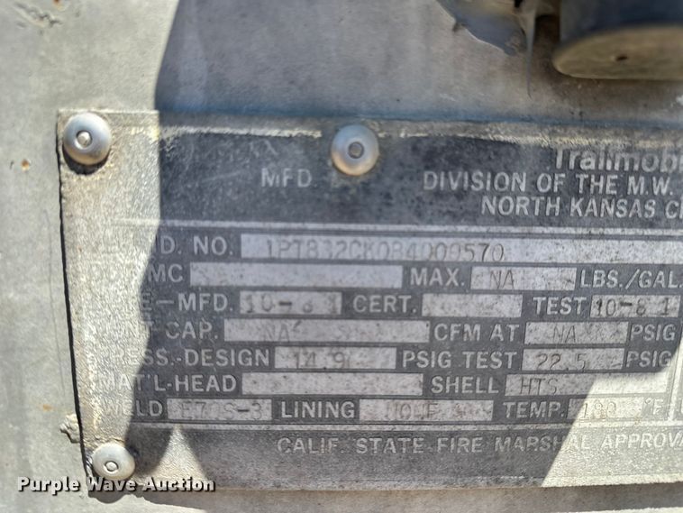image for item EA4856 1982 Trailmobile B32C-52DT tank trailer
