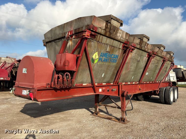 image for item EA7253 1968 Killebrew fertilizer delivery trailer