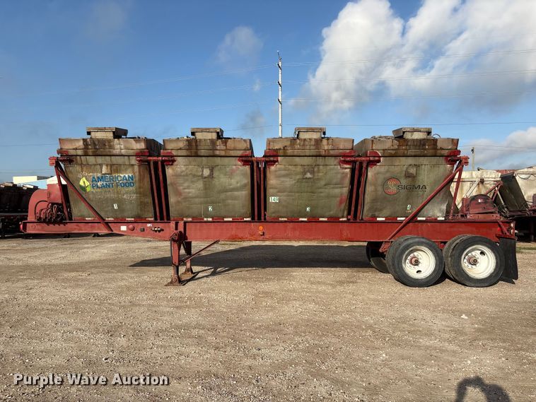 image for item EA7253 1968 Killebrew fertilizer delivery trailer