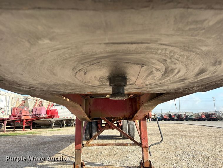 image for item EA7253 1968 Killebrew fertilizer delivery trailer
