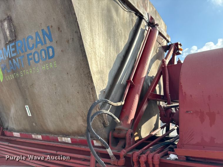 image for item EA7253 1968 Killebrew fertilizer delivery trailer
