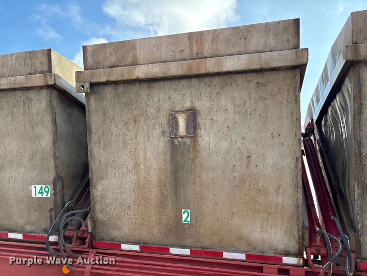 image for item EA7253 1968 Killebrew fertilizer delivery trailer