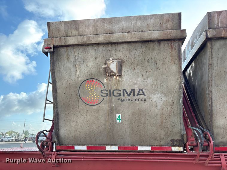image for item EA7253 1968 Killebrew fertilizer delivery trailer