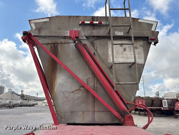 image for item EA7256 1967 Killebrew fertilizer delivery trailer