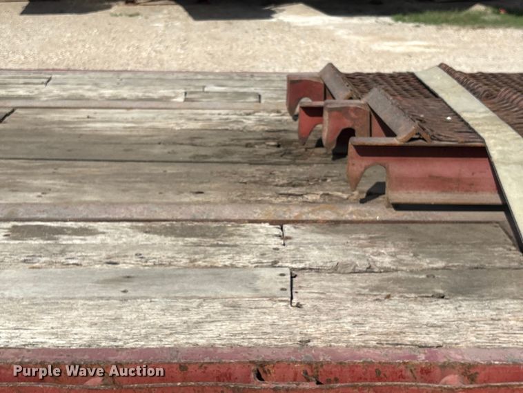 image for item EA7258 1987 Aztec drop deck equipment trailer