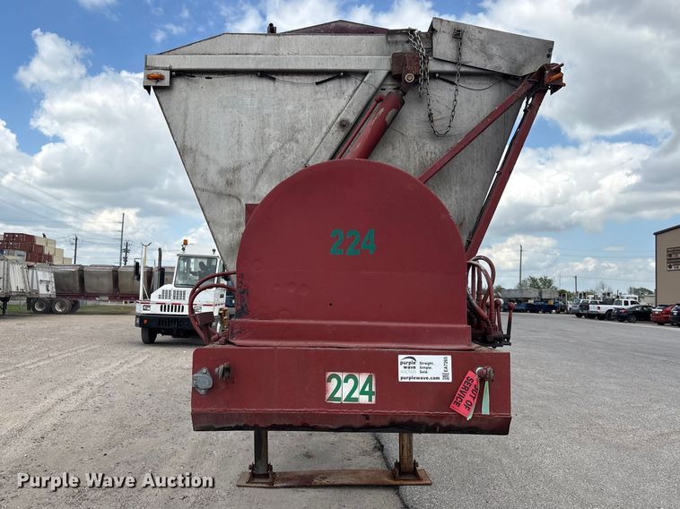 image for item EA7265 1979 Killebrew fertilizer delivery trailer