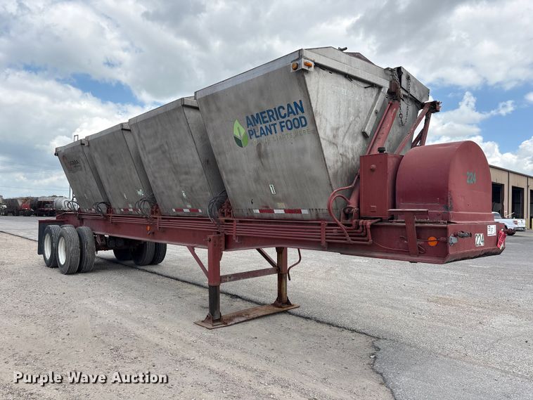 image for item EA7265 1979 Killebrew fertilizer delivery trailer