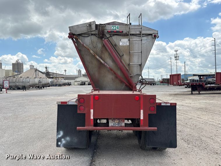 image for item EA7265 1979 Killebrew fertilizer delivery trailer